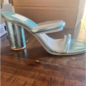 Dolce Vita Nikes Electric Blue heels!! Brand new!!!